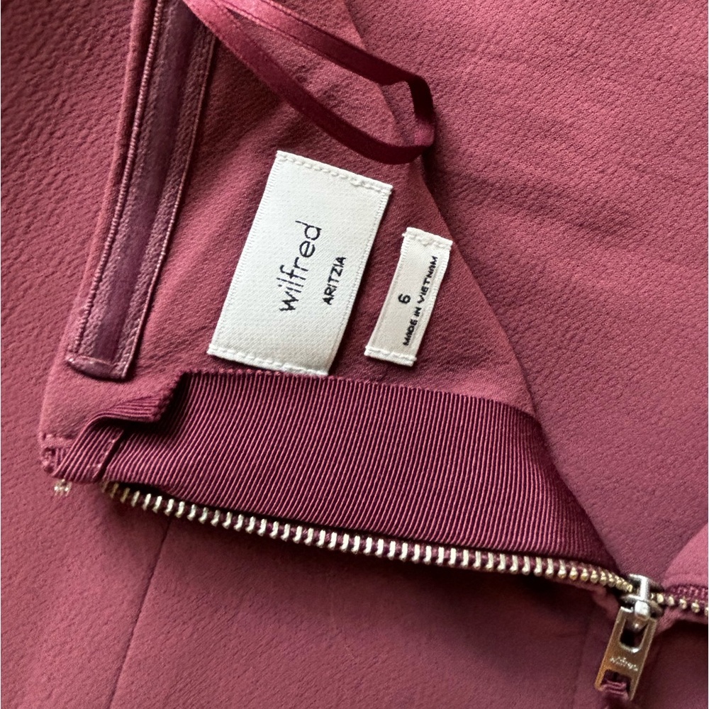 Aritzia Strapless Peplum Top in Mauve - Picture 13 of 14